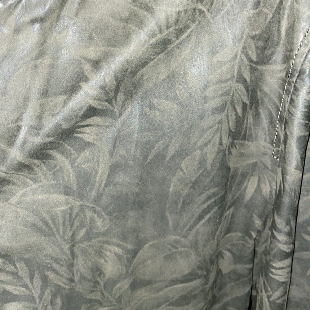 Green jacket - Picture 3 of 3